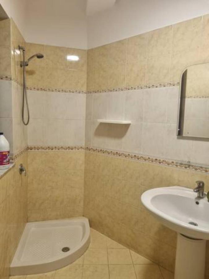 #Beautiful New Apartment,Studio- Close Tirana City Center Εξωτερικό φωτογραφία